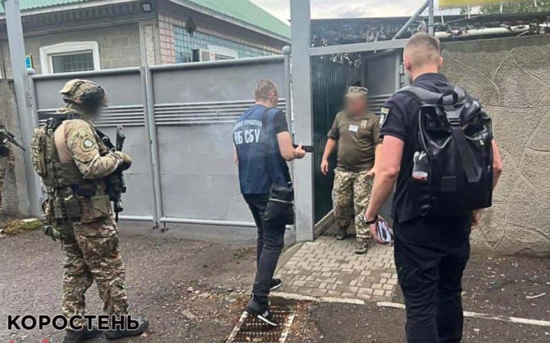 Правоохоронці викрили масштабну схему «виїзду» ухилянтів за кордон: посередники працювали і на Житомирщині (ОНОВЛЕНО)