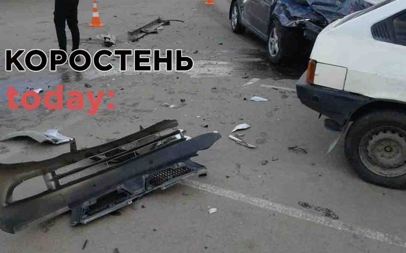 В центрі Коростеня не розминулися «Skoda» та «Mitsubishi» ▶️ВІДЕО та ?ФОТО